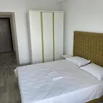 Summerland Crazy Apartamento Mamaia