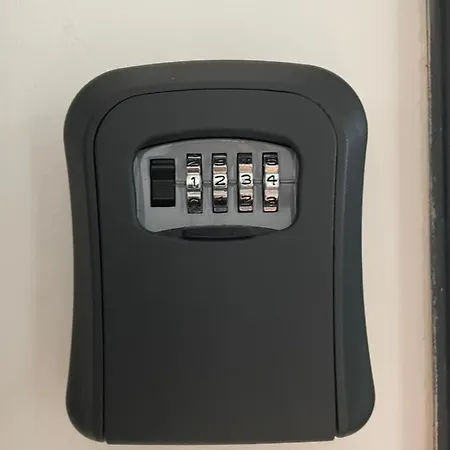 Summerland Crazy Apartment Mamaia