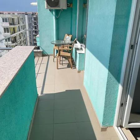 Summerland Crazy Apartment